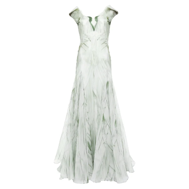 Plus-Size Women's Clothing Alexander Mcqueen Angels Demons Portinari Altarpiec Organza Gown