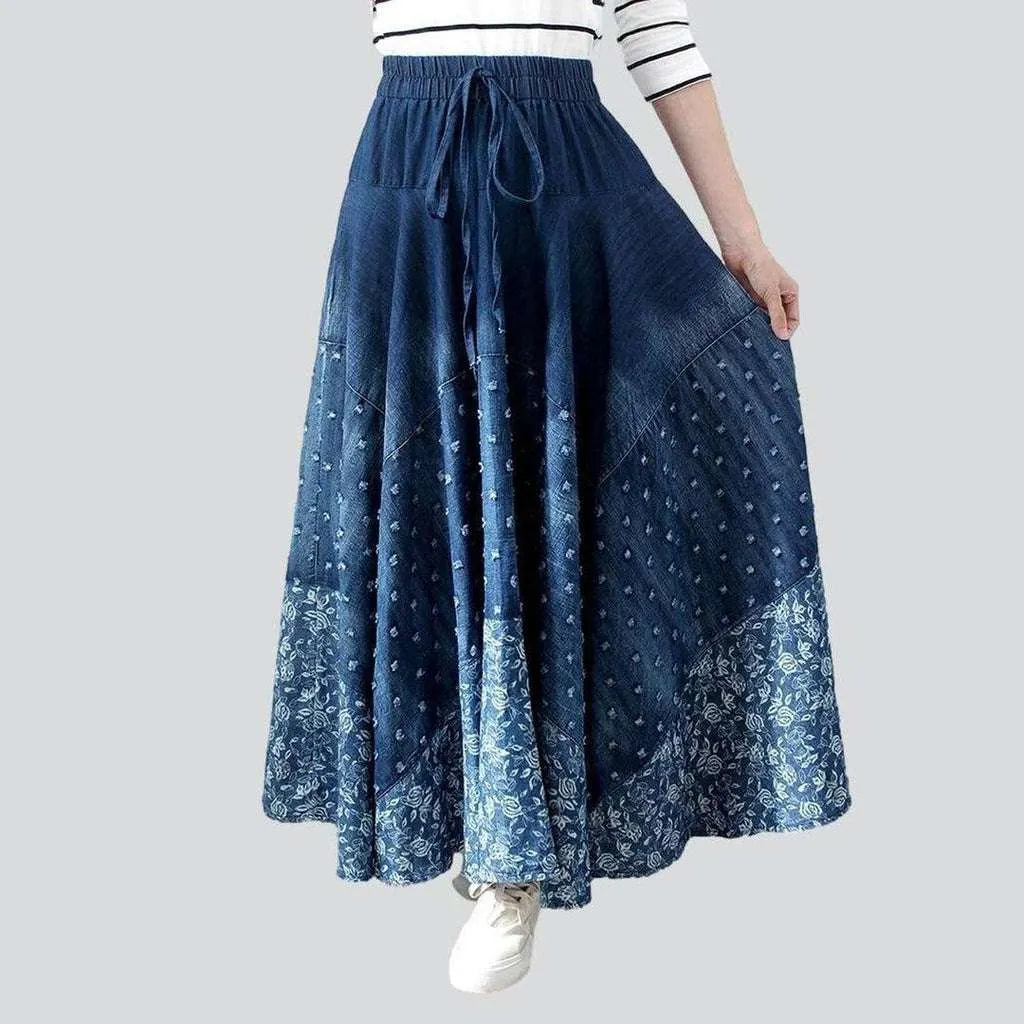 Stylish Women's Attire Embroidered flare denim skirt