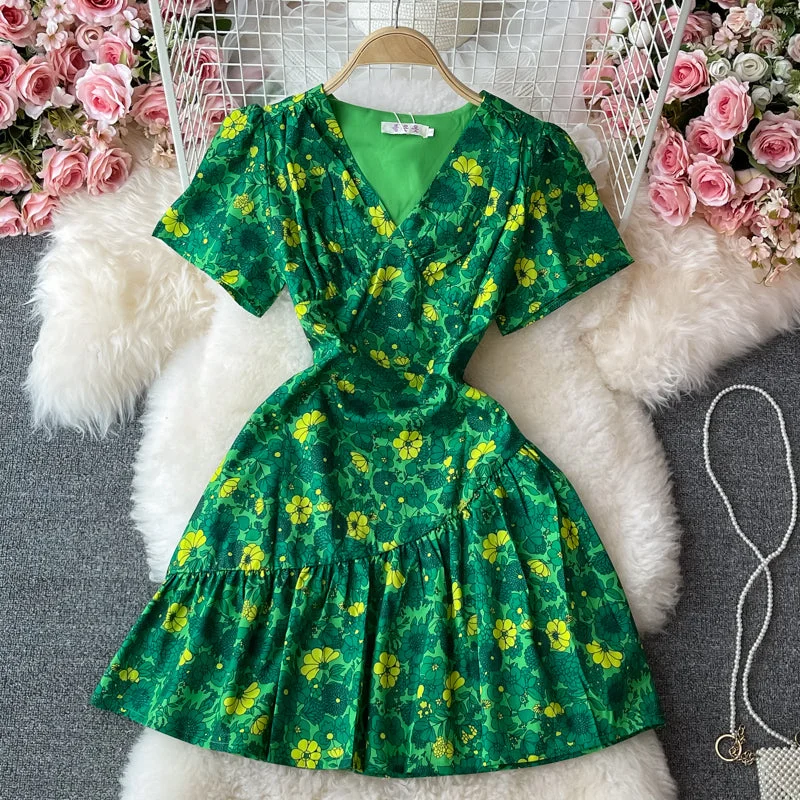 Women's Casual Garments Slim waist with bubble sleeves V-neck Floral Dress  3335