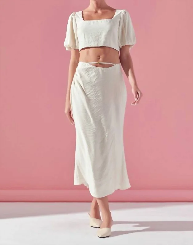 Women's Fashion Clothing Wildly In Love Set Top Skirt In Ivory