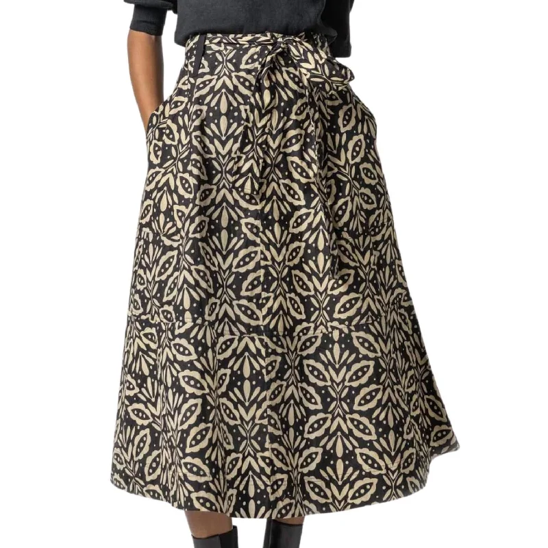 Unique Women's Fashion Pieces Belted Midi Skirt In Khaki Motif